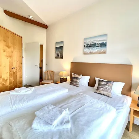 470, Seepark *